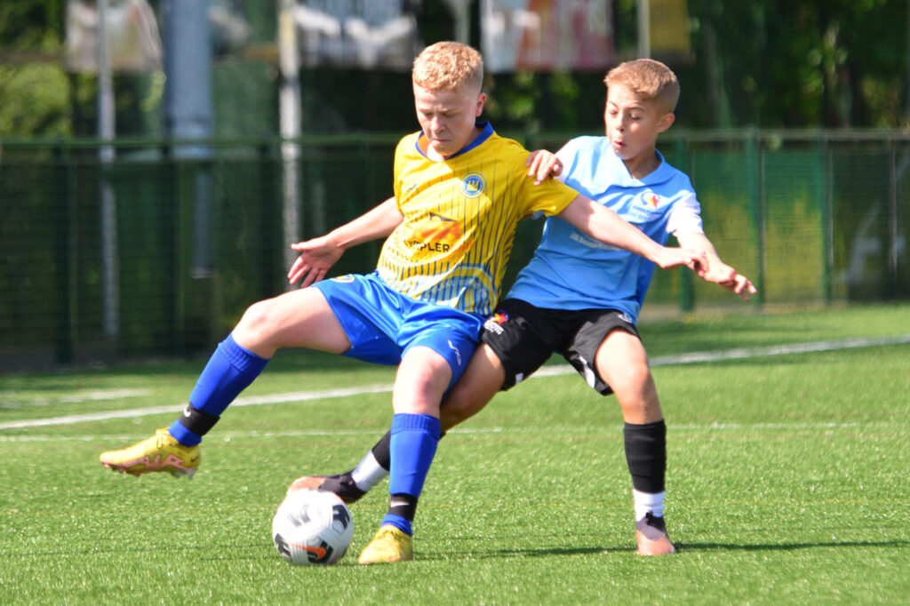 watts blake bearne under-13s v marine academy plymouth under-13s scott richards solicitors under-13s youth cup